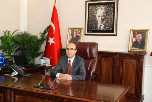 Mahmut Demirtaş Vali