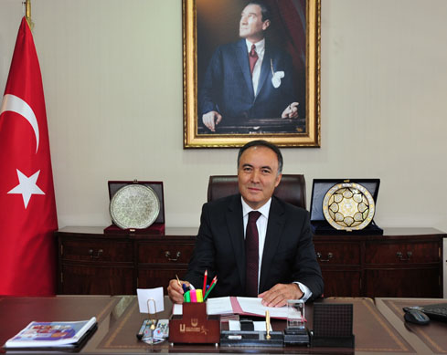 Dr Ahmet Altıparmak Erzurum Valisi